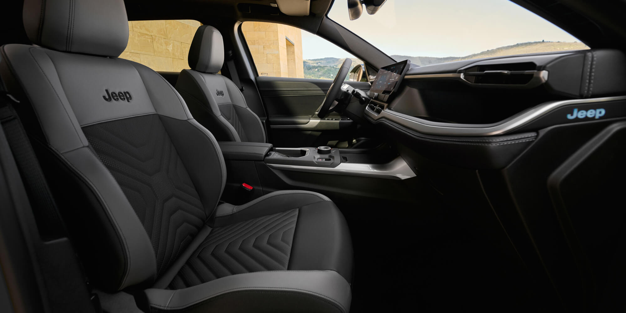 Jeep Compass J4u Mhev My26 2000x1000 Full Vinyl Seats