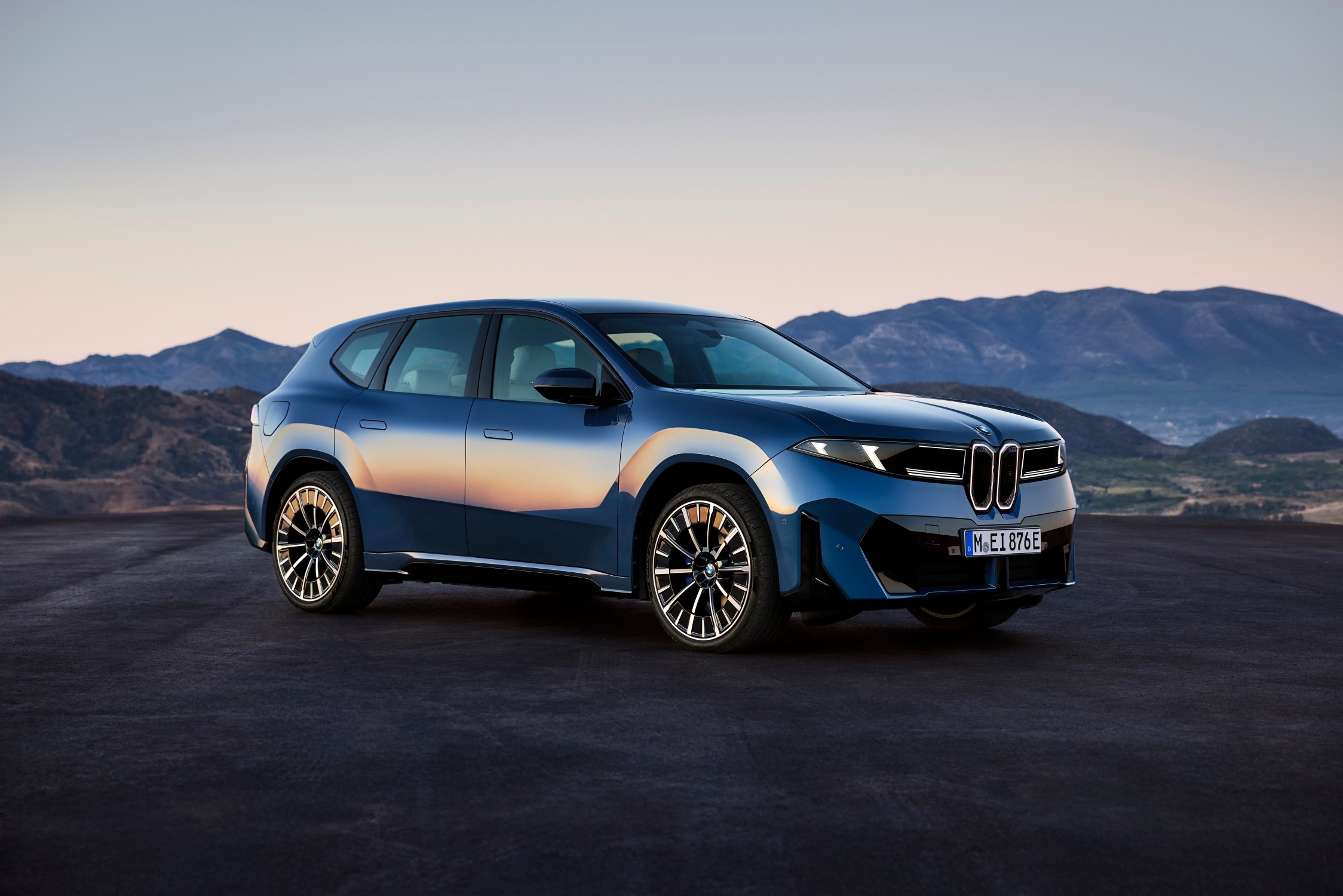 P90615642 Lowres The New Bmw Ix3 50 X