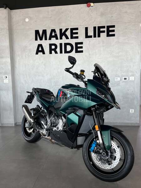 BMW M 1000 XR