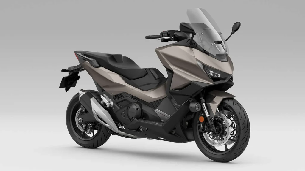 Honda Forza750 Image 11 Copy