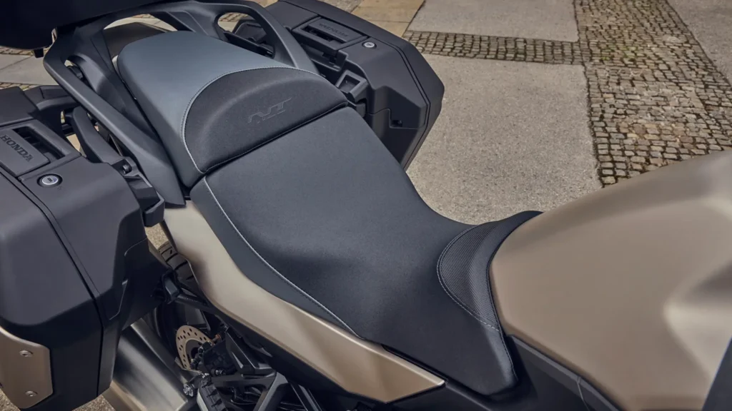 Honda Nt1100 Image 4