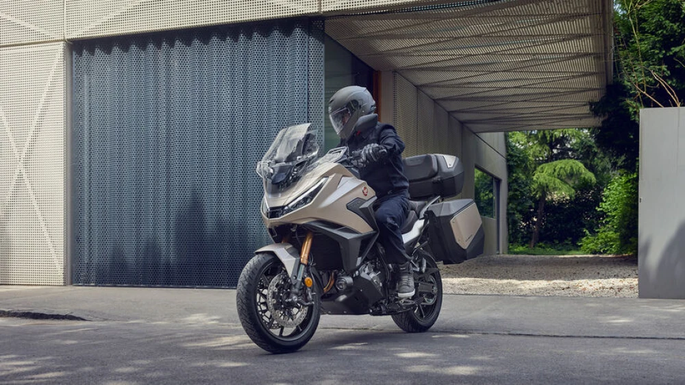 Honda Nt1100 Image 4
